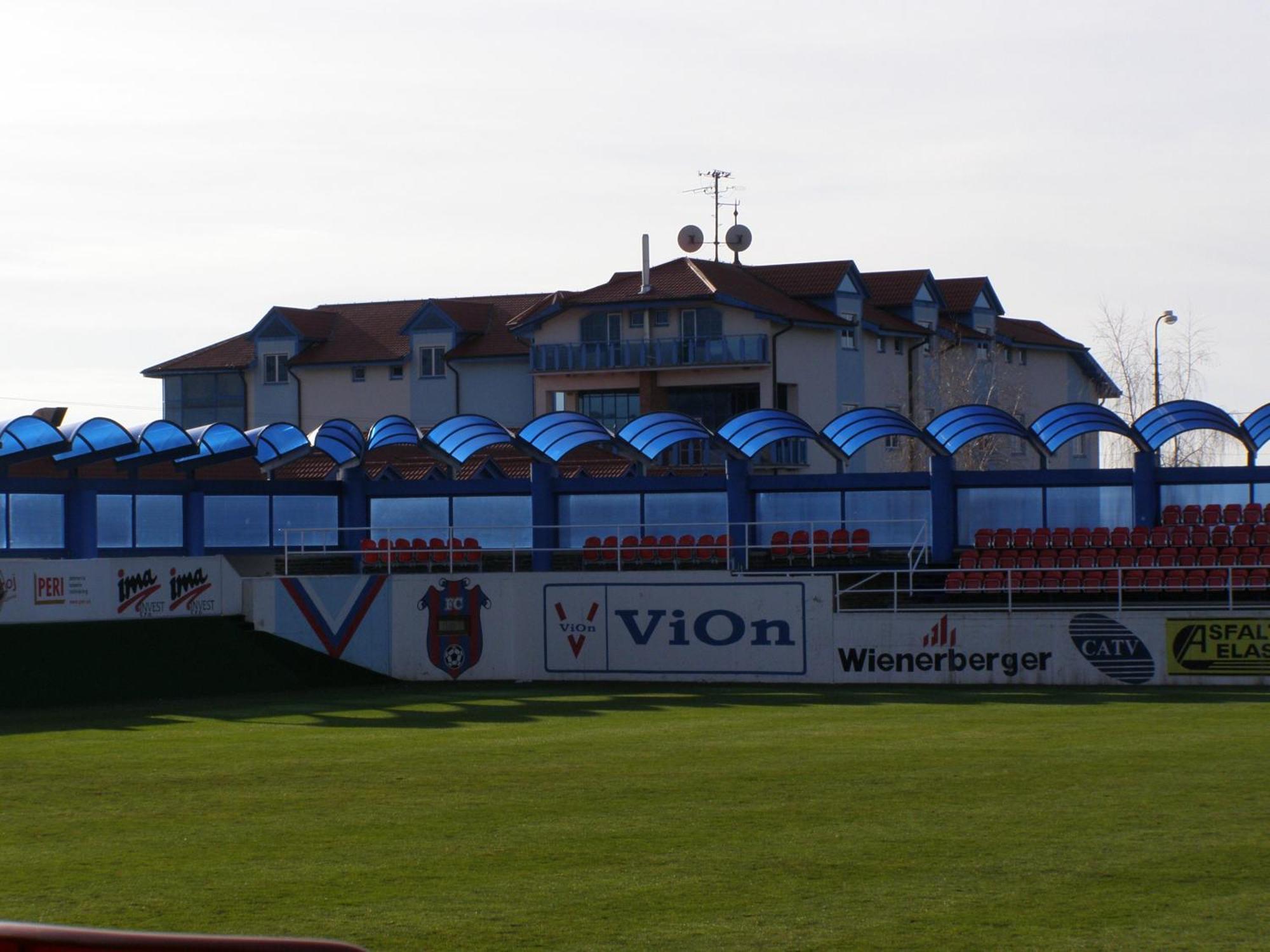 Hotel Vion Zlaté Moravce Exteriör bild